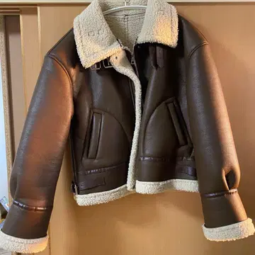 me+em select 무스탕 자켓