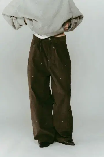 Knuth Marf K motif velveteen pants