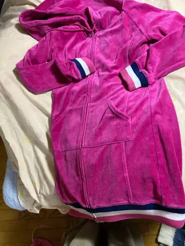 후드 부착 핑크 후드티 rady 벨로아풍