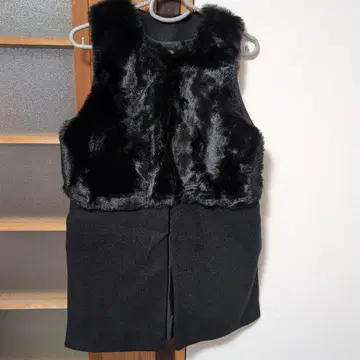 새상품 퍼 베스트 지레 블랙