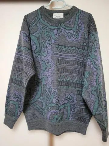 REGA SALINAS 기하학 패턴 니트 스웨터