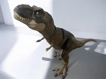 티라노사우루스 피규어 마텔