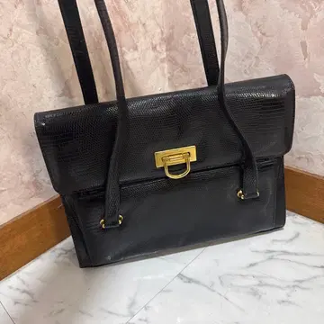 Raflo 핸드메이드 프로덕트 블랙 가죽 숄더백