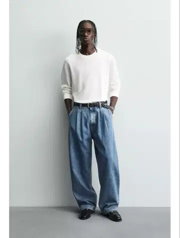 ZARA 플리츠 가공 와이드 핏 청바지