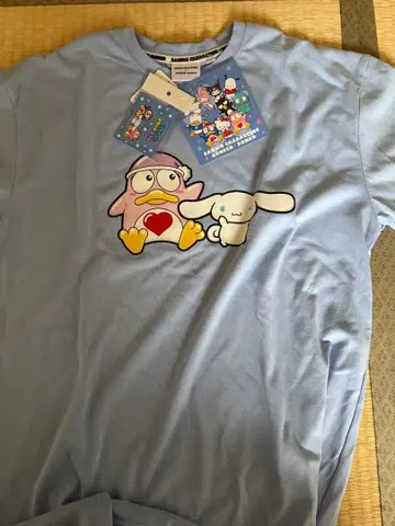 [새상품 세일 중] 산리오 돈펜 시나몬 롤 L 사이즈 T셔츠