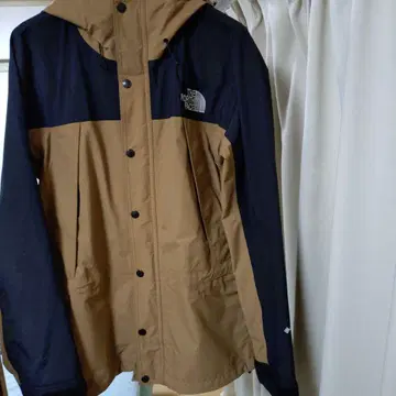 마운틴 라이트 자켓 UB M 사이즈 NP11834