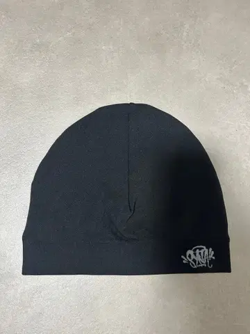 SYNA 블랙 니트 모자 원사이즈