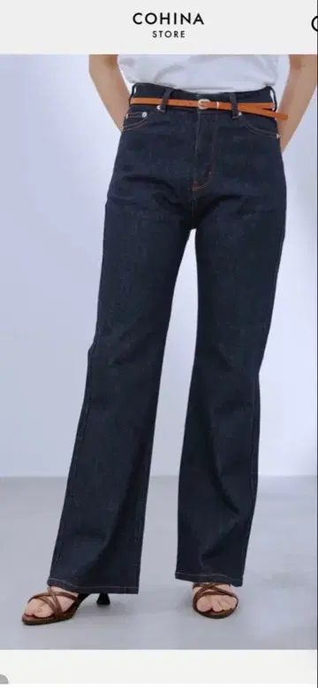 택 포함 새상품 코히나 부츠컷 regular XS 인디고