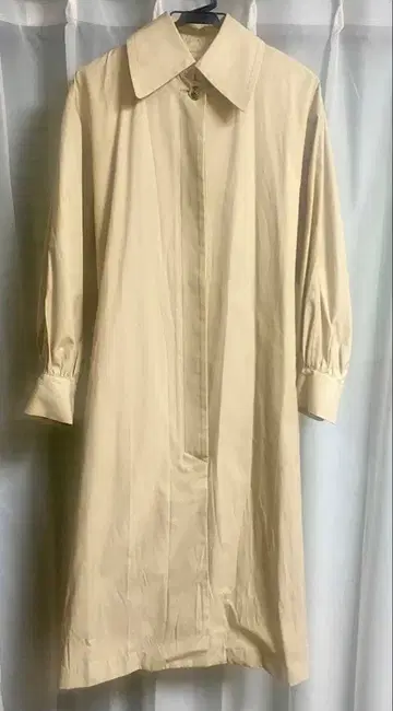 [ 가격 인하 가능 ] STUDIOUS 스텐카라 코트 트렌치코트