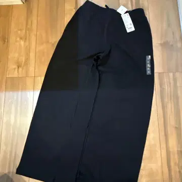 새상품 유니클로 웜 플리스 스트레이트 팬츠