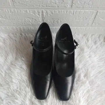 와코루 서세스워크 펌프스 스트랩 블랙 23 EE 힐