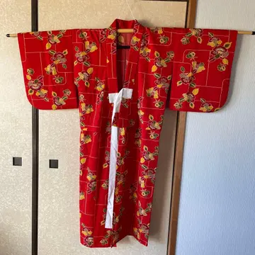 쇼와 레트로 빨간색 꽃무늬 기모노