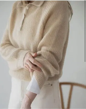 키드 모헤어 혼방 카라 부착 니트 풀오버