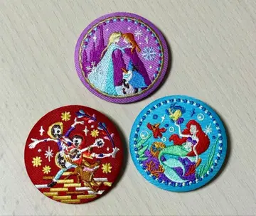 디즈니 자수 캔뱃지 2 세트
