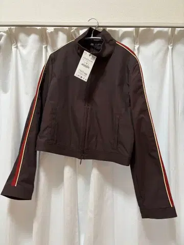 ZARA 트랙 자켓 (가격표 포함)