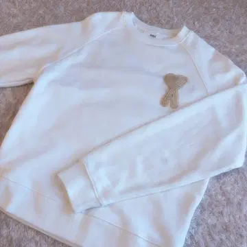 [ 새상품급 ] 트레이닝복 맨투맨 흰색 화이트 하트 M