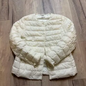 아이보리 다운 자켓 유니클로