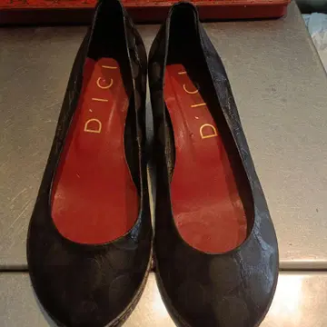 D'ICI 블랙 플랫슈즈