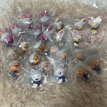 SKZOO 사우나 피규어 가챠