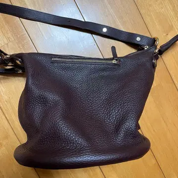 포티올 다크 브라운 가죽 숄더백