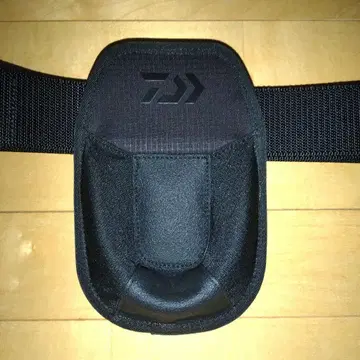 다이와 UT 멀티 파이팅 패드 DA-4622 블랙