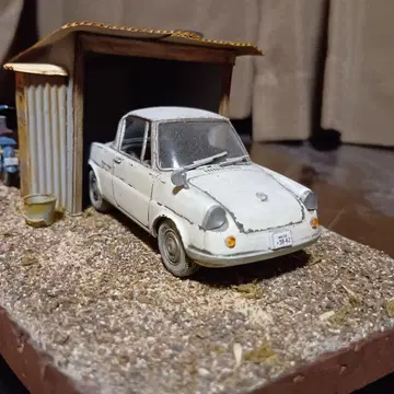 마쓰다 R360 x 혼다 슈퍼 커브 1/32 완성품.