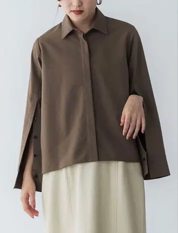 crewre 버튼 슬리브 개더 셔츠 브라운 사이즈 1 상의