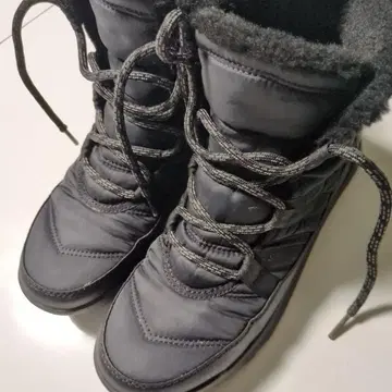 SOREL 블랙 부츠 방수성 보아 라이닝 24