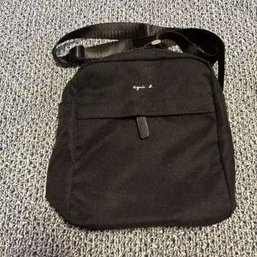 아그네스 베. 숄더백 블랙