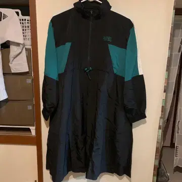 와타나베 나오미 프로듀스 PUNYUS 블랙/그린 나일론 롱 점프 스커트