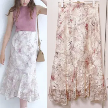 Mystrada 블러 처리된 플라워 레이스 프린트 스커트