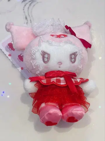 쇼비도 산리오 휘핑 체리 시리즈 케이크 마스코트 쿠로미