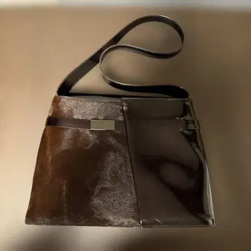 ESCADA 다크 브라운 송치&에나멜