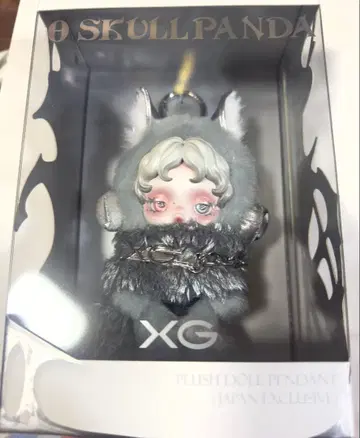 POPMART XG SKULLPANDA 스컬팬더 XG 콜라보