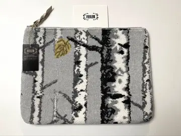 페이러 비요르크 파우치