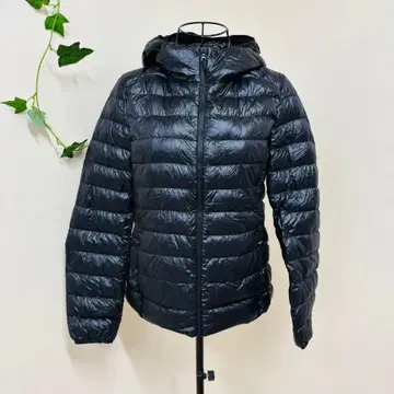 UNIQLO 울트라 라이트 다운 자켓 수납 봉투 포함 M 블랙