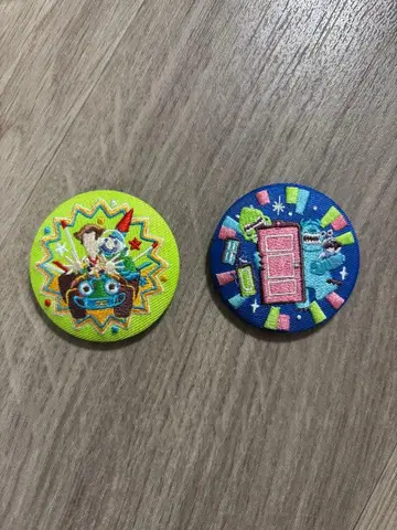 디즈니 자수 캔뱃지 2 토이 스토리, 몬스터 주식회사 2장 세트