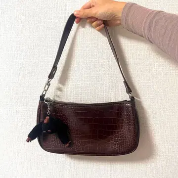 다크 브라운/마룬 크로커다일 패턴 숄더백