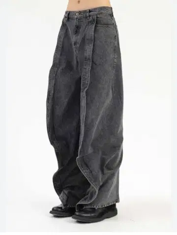 Y/PROJECT 바나나 진 그레이 와이드 레그 데님