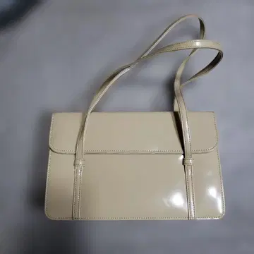 Doux 베이지 핸드백