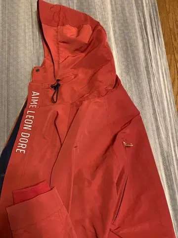 에임 레온 도르 후드 부착 나일론 자켓