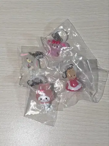 산리오 캐릭터즈 윳토 메지루시 액세서리