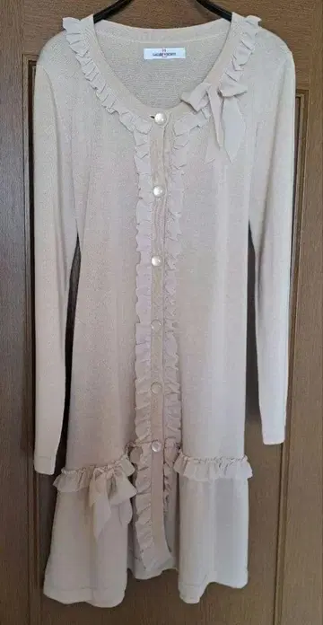 갤러리 비스콘티 가디건