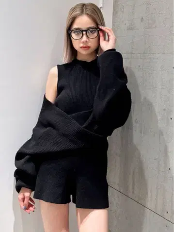 GYDA 암 개더 레이어드 니트 올인원