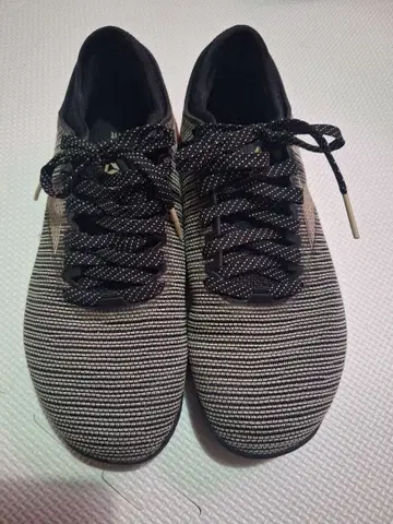 Reebok 스니커즈 블랙/화이트