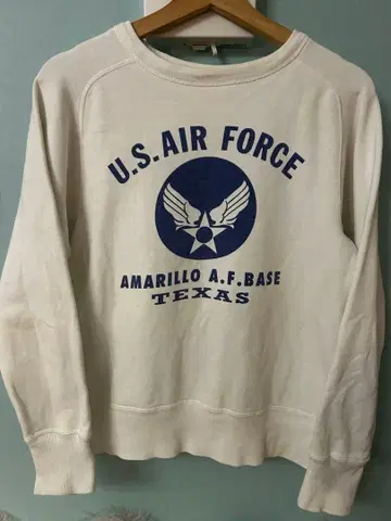 버즈릭슨 스며드는 프린트 맨투맨