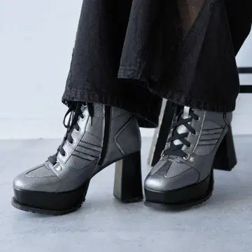 HARE 스니커즈 청키 부츠