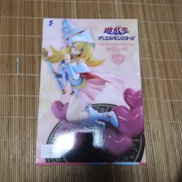 새상품 유희왕 듀얼몬스터즈 블랙 매지션 걸 피규어