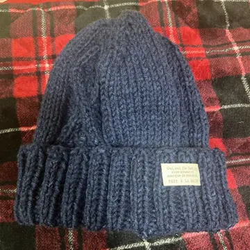 네이비 아란 무늬 케이블 짜임 니트 모자 택 포함