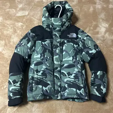 THE NORTH FACE 발트로 라이트 자켓 카모 무늬